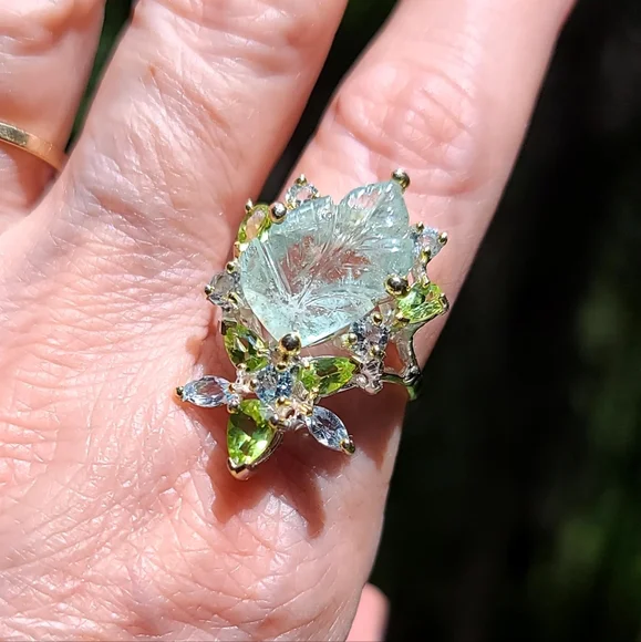 ✨️HOST PICK! RARE Leaf cut Aquamarine 22k Peridot & Topaz finger cuff sz8.25✨️ - Picture 3 of 11